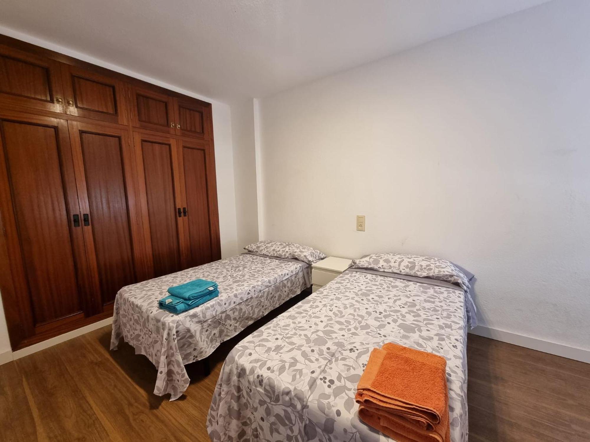 Apartamento En Alquiler Parque 8, Playa De Gandia Bagian luar foto